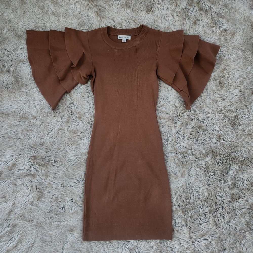 Settledown Tiered Bell Sleeve Sweater‎ Mini Dress Brown Size Medium